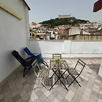 Rj-House Qs